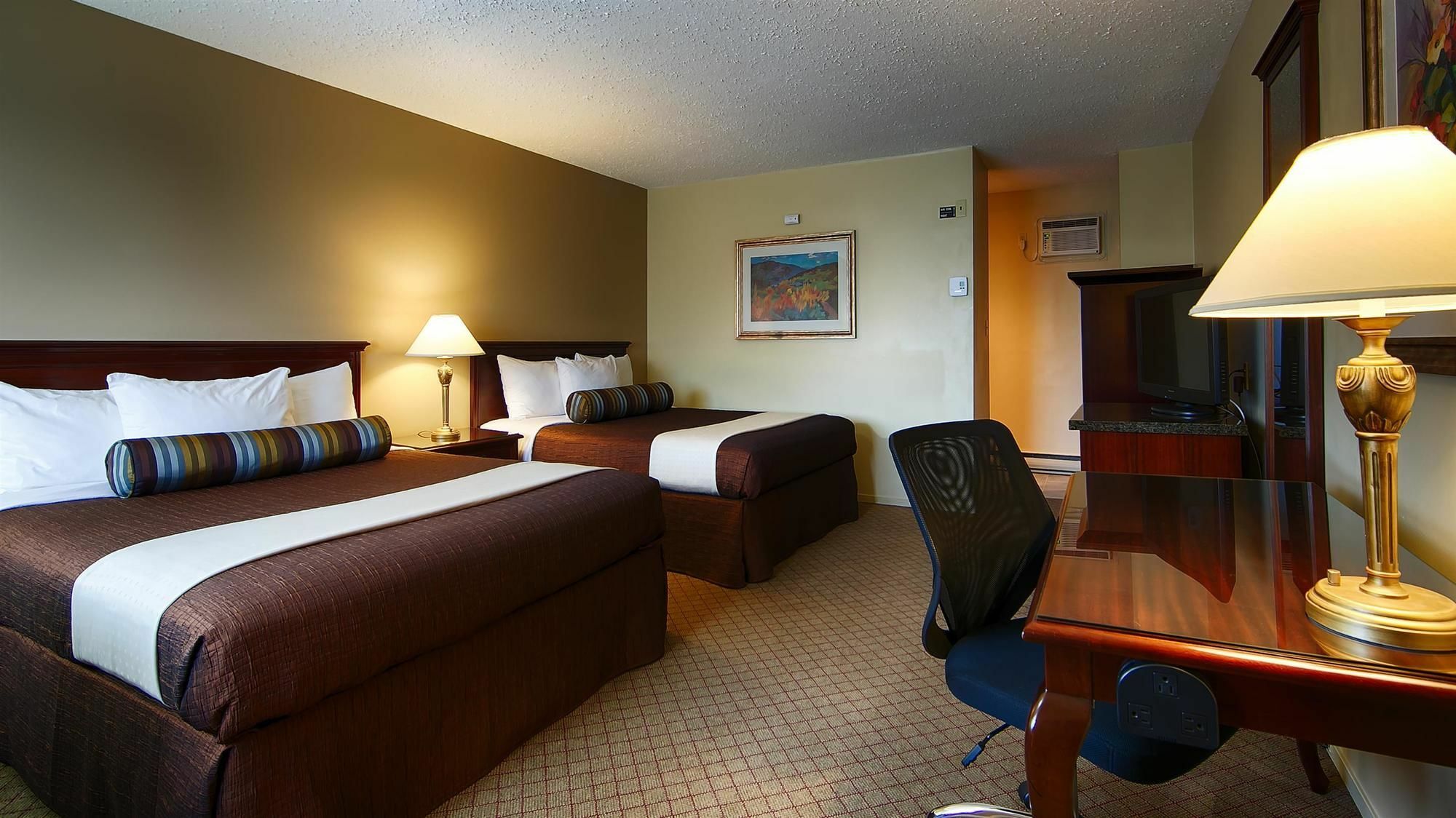 แทรเวลอดจ์ บาย วินด์แฮม แอบบอตส์ฟอร์ด เบเคอร์วิว Hotel อับบอทส์ฟอร์ด ภายนอก รูปภาพ